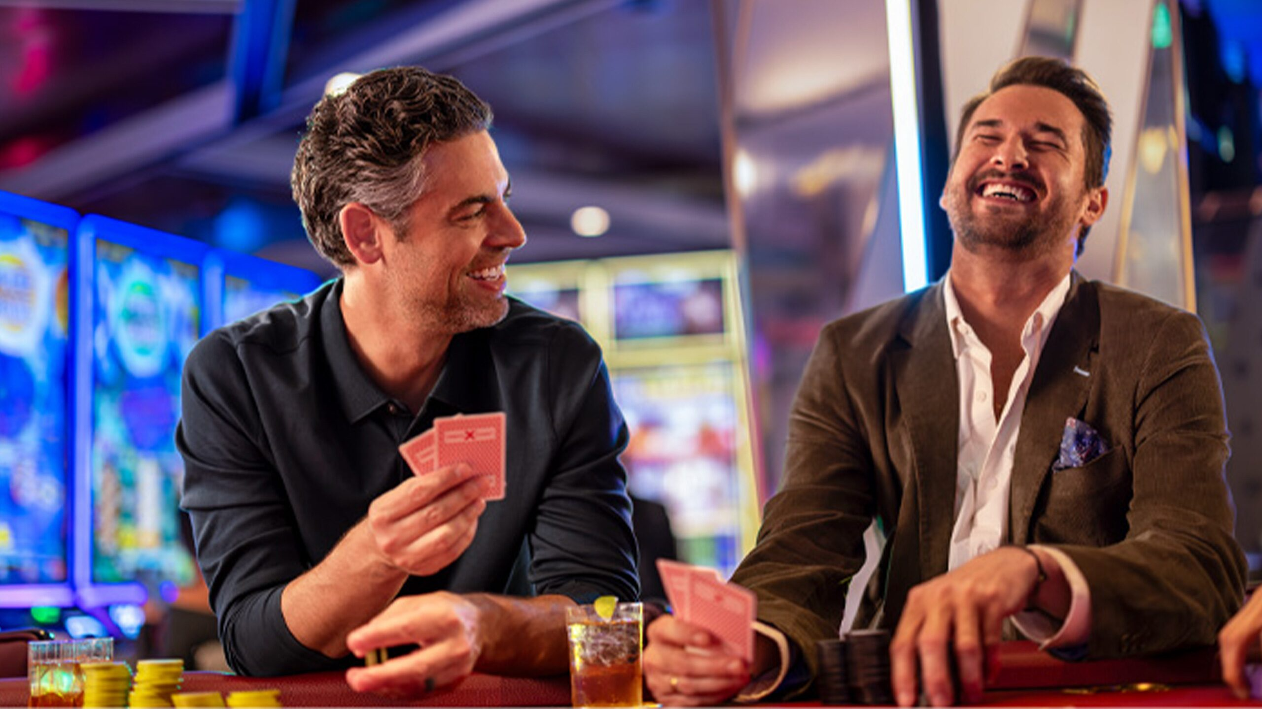 Ultimate texas hold’em