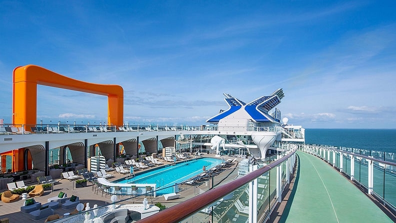 The resort deck on edge series