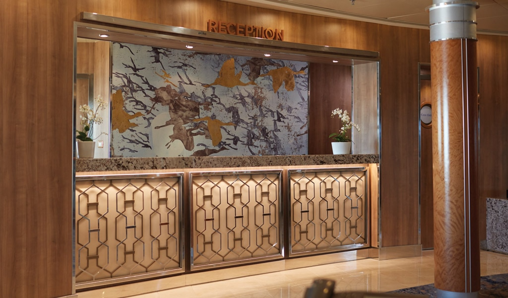 Reception & concierge