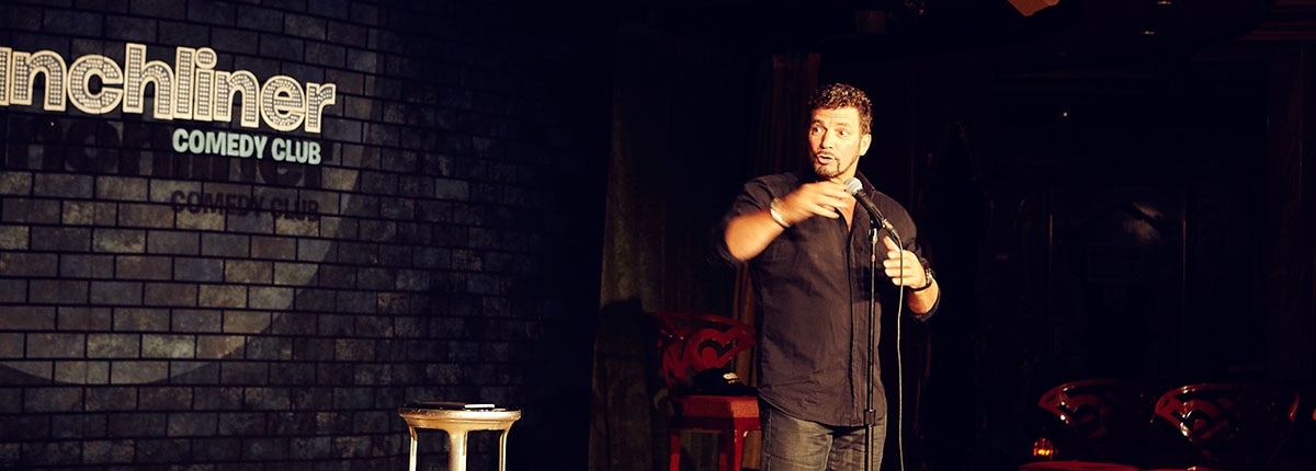 The punchliner comedy club