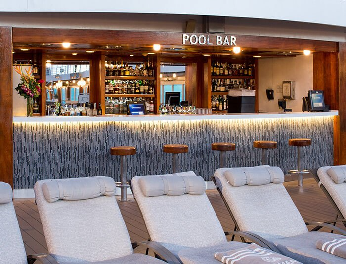 Pool bar