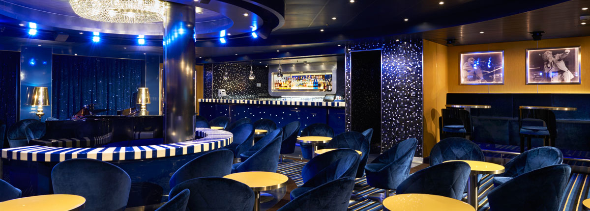 Piano bar
