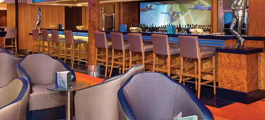 Shakers martini & cocktails bar