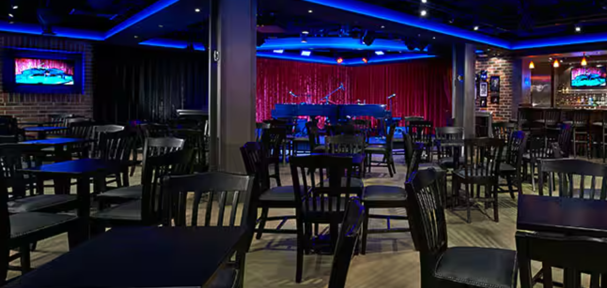 Headliners comedy club