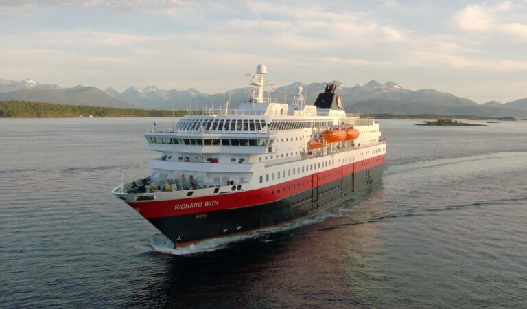 The Coastal Express – South : Kirkenes – Bergen
